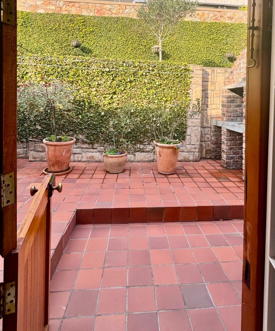2 Bedroom Property for Sale in Mossel Bay Central Western Cape